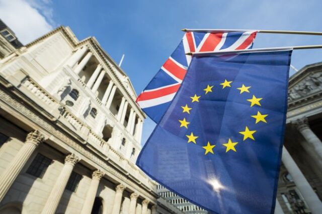 Brexit: Το Ευρωκοινοβούλιο ενέκρινε την εμπορική συμφωνία ΕΕ – Βρετανίας