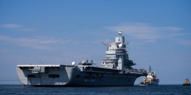 “Θερμό” επεισόδιο ΗΠΑ – Ιράν στον Κόλπο: Αμερικανικό πλοίο έριξε προειδοποιητικές βολές
