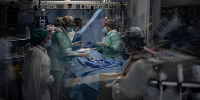 Ισπανία: Πρωτοποριακή μεταμόσχευση καρδιάς σε κοριτσάκι 2 μηνών