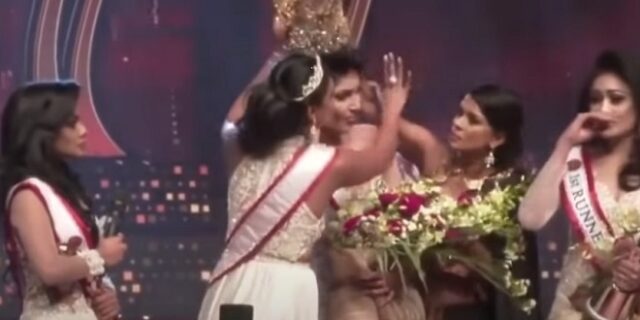 Άβολη στιγμή: Της πήραν το στέμμα της “Mrs Sri Lanka”, αμέσως μετά την απονομή