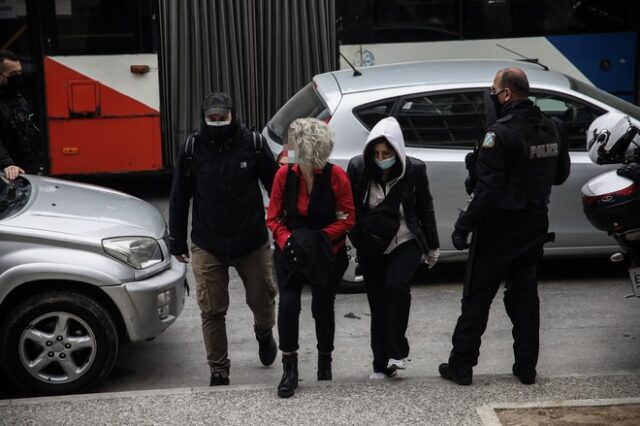 Θεσσαλονίκη: Ελεύθερη αφέθηκε η γυναίκα που προέτρεπε μαθητές να μην κάνουν self test