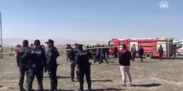 Τουρκία: Συνετρίβη αεροσκάφος της Πολεμικής Αεροπορίας – Νεκρός ο πιλότος
