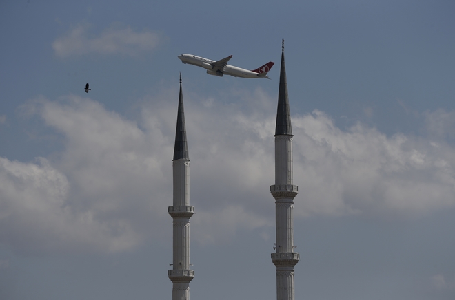 Τουρκία: Οι ρωσικοί περιορισμοί στις πτήσεις, της κοστίζουν 500.000 τουρίστες