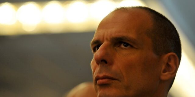 Βαρουφάκης: Το εργασιακό νομοσχέδιο του Κ. Χατζηδάκη επαναφέρει το δόγμα του σοκ