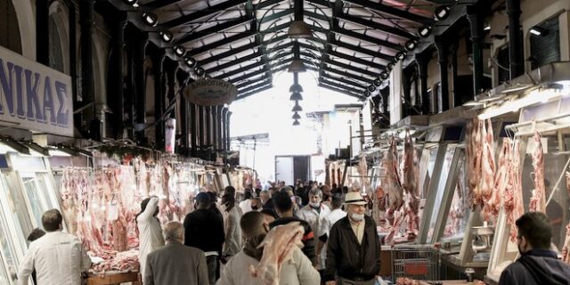 Κίνημα Αλλαγής στη Βαρβάκειο: Το πασχαλινό τραπέζι είναι δικαίωμα όλων