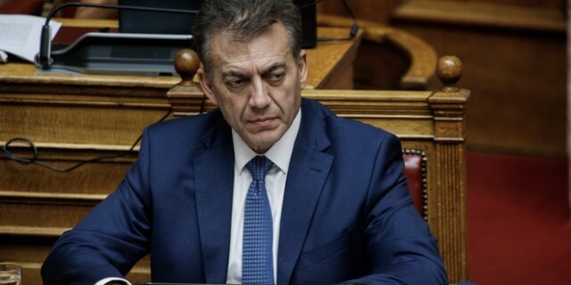 ΣΥΡΙΖΑ: Η κυβέρνηση σιωπά για τις πρωτοφανείς παραδοχές Βρούτση – Ερώτηση από βουλευτές