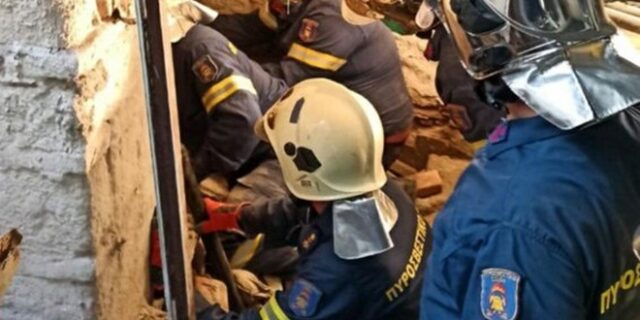 Απεγκλωβίστηκε 60χρονος από τοίχο εγκαταλελειμμένου σπιτιού που κατέρρευσε