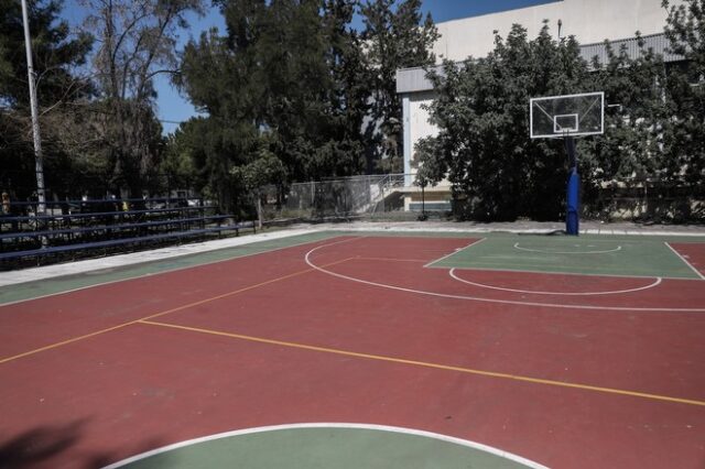 Καισαριανή: Δεκαπέντε κουκουλοφόροι επιτέθηκαν με ρόπαλα σε ανήλικους – Στο νοσοκομείο 15χρονος