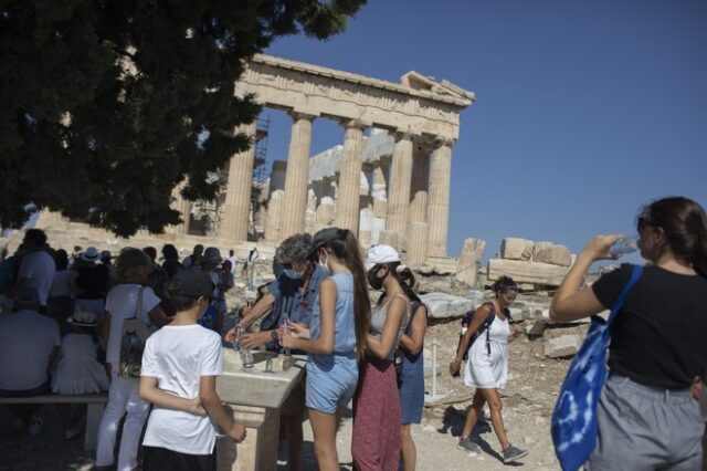 Άρση μέτρων: Ανοίγει ο τουρισμός – Τα έγγραφα που απαιτούνται