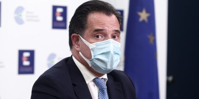 Ο Άδωνις Γεωργιάδης ανήρτησε το πιστοποιητικό εμβολιασμού του