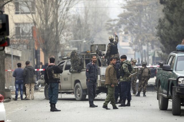 Αφγανιστάν: Η κυβέρνηση θα τηρήσει την εκεχειρία που ανήγγειλαν οι Ταλιμπάν