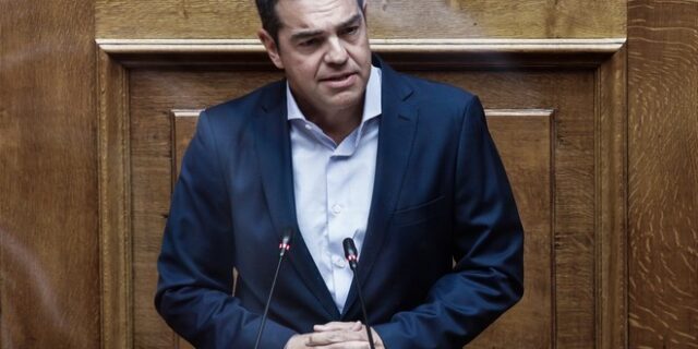 Τσίπρας σε Μητσοτάκη: “Να μην εφαρμοστούν οι αλλαγές στο σύστημα εισαγωγής στα ΑΕΙ”