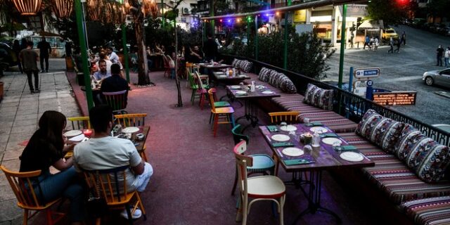 Άρση μέτρων: Επιστρέφει η μουσική, διευρύνεται το ωράριο κυκλοφορίας