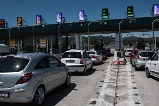 Πέτσας: Ανοιχτό το ενδεχόμενο για green pass και τεστ στις μετακινήσεις από νομό σε νομό