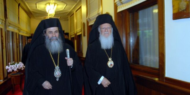 Ένας “ιερός πόλεμος” που δεν αφορά μόνο ρασοφόρους