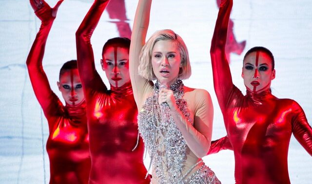 Eurovision 2021: Η εκρηκτική εμφάνιση της Έλενας Τσαγκρινού στον Α’ Ημιτελικό