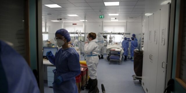 Κορονοϊός: 21.863 νέα κρούσματα σήμερα στην Ελλάδα – 56 νεκροί και 359 διασωληνωμένοι