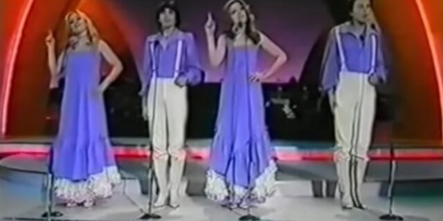Eurovision 1977: Όταν η Ελλάδα κατέκτησε την 5η θέση με το “Μάθημα Σολφέζ”