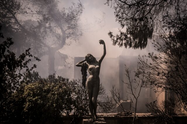 Φωτιά στα Γεράνεια Όρη: Σοκάρουν οι εικόνες της απόλυτης καταστροφής σε δάσος Natura