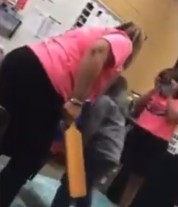 ΗΠΑ: Σοκαριστικό βίντεο – Διευθύντρια σχολείου χτυπάει με ξύλο 6χρονο κορίτσι