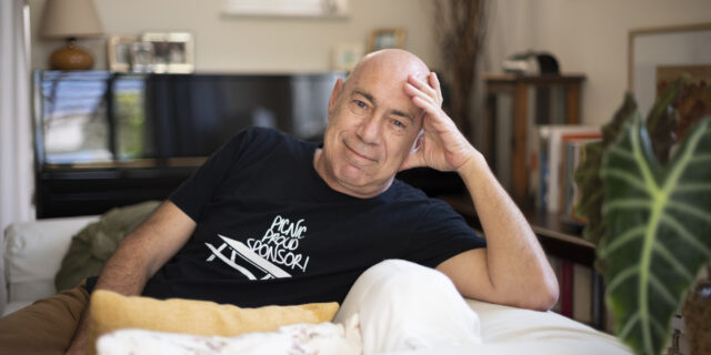 Βαγγέλης Ραπτόπουλος: Εν μέρει ανατρεπτικός, κι εν μέρει συστημικός