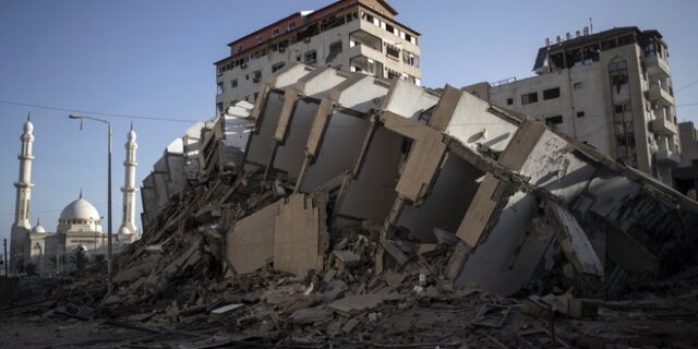 Γάζα: Δεύτερη νύχτα βομβαρδισμών – Το Ισραήλ κλιμακώνει την ένταση