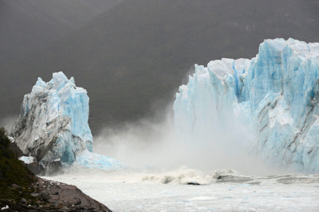 Ανταρκτική: Αποκολλήθηκε από παγετώνα το μεγαλύτερο παγόβουνο του κόσμου