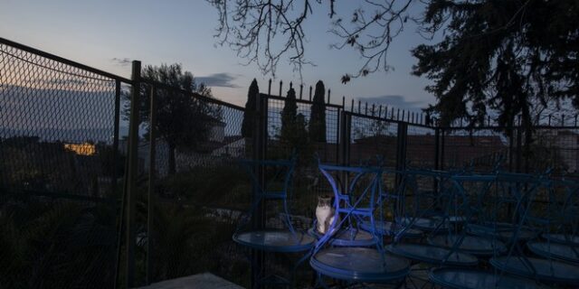 Εξετάζεται διεύρυνση του μέτρου των παγίων για εποχικές επιχειρήσεις – Ποια άλλα προγράμματα ετοιμάζονται