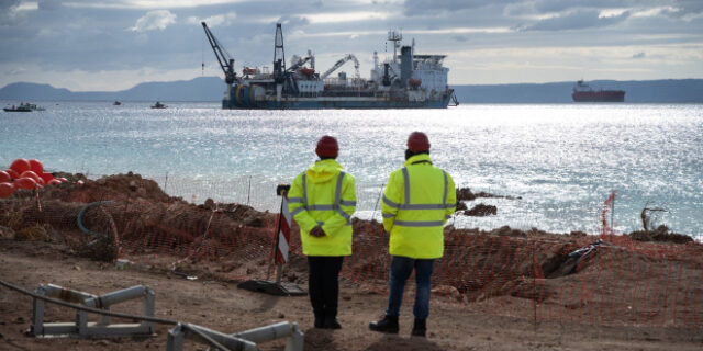 Ολοκληρώθηκε η ηλεκτρική διασύνδεση Κρήτης – Πελοποννήσου
