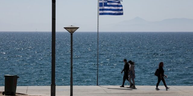 Καιρός: Μικρή πτώση της θερμοκρασίας – Λίγες νεφώσεις και αρκετή ηλιοφάνεια
