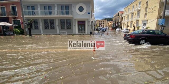 Κεφαλονιά: Καταιγίδα με χαλάζι στο Αργοστόλι – Αεροπλάνο δεν κατάφερε να προσγειωθεί