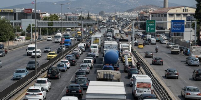 Κίνηση στους δρόμους:  Μποτιλιάρισμα στον Κηφισό