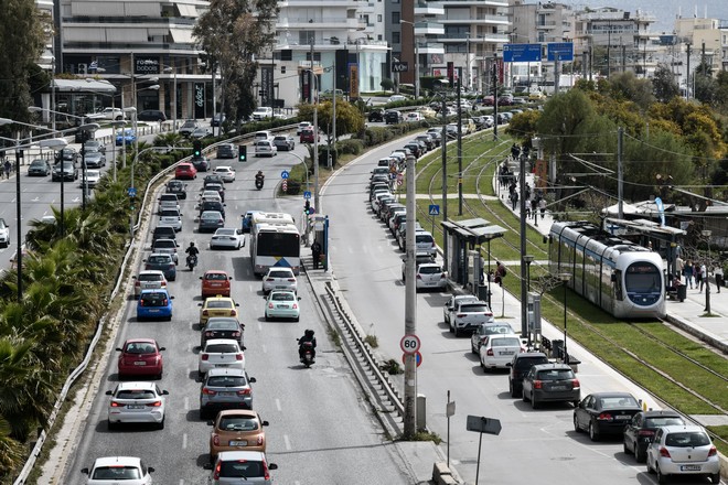 Πήραν τους δρόμους οι Αθηναίοι: Αυξημένη έως 170% η κίνηση τη Μ. Εβδομάδα