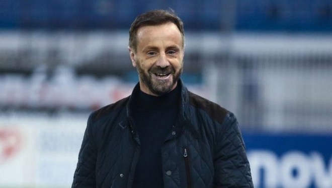 Άρης: Στο τιμόνι για άλλα δύο χρόνια ο Μάντζιος