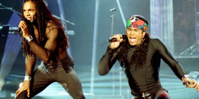 Η απίστευτη ιστορία των Milli Vanilli που πήραν Grammy και τραγουδούσαν άλλοι στη θέση τους, γίνεται ταινία