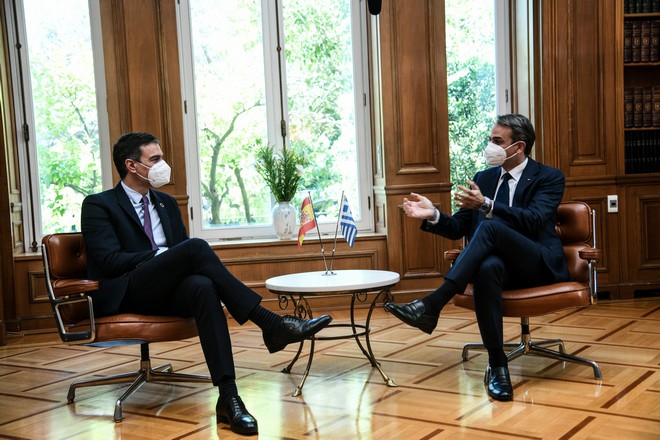 Μητσοτάκης: Η άρση της πατέντας είναι μόνο ένα μέρος της λύσης