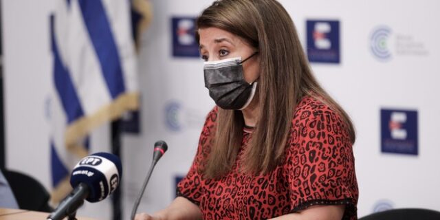 Παπαευαγγέλου: Ανακόπηκε η πτωτική πορεία της επιδημίας