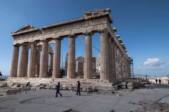 Συνέλαβαν τρεις Θιβετιανούς στην Ακρόπολη – Καλούσαν σε μποϊκοτάζ των Χειμερινών Ολυμπιακών