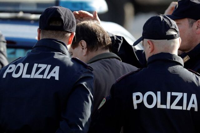 Σικελία: Μετέφερε όπλα και ναρκωτικά σε ιδιωτικό τζετ