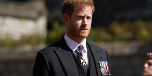 Πρίγκιπας Χάρι: “Δουλειές” και “ανυπόφορη” ζωή στη βασιλική οικογένεια