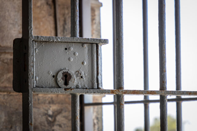 Ισόβια κάθειρξη σε 8 ώρες: Η φυλακή του μέλλοντος είναι ένα πανίσχυρο χάπι