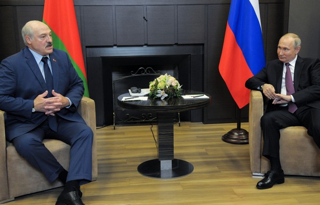 Πούτιν στηρίζει Λουκασένκο: “Για τον Μοράλες δεν είχαν πει τίποτα”