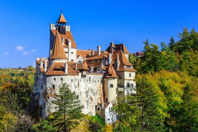 Ρουμανία: Δωρεάν εμβολιασμοί για τους τουρίστες στο Κάστρο του Δράκουλα