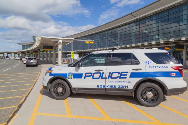 Καναδάς: Ένας νεκρός από πυροβολισμούς στο αεροδρόμιο του Βανκούβερ
