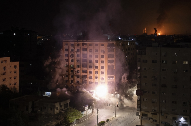 Νύχτα τρόμου στο Ισραήλ: Κατάσταση “εκτάκτου ανάγκης” στη Λοντ – Πυρπόλησαν συναγωγή