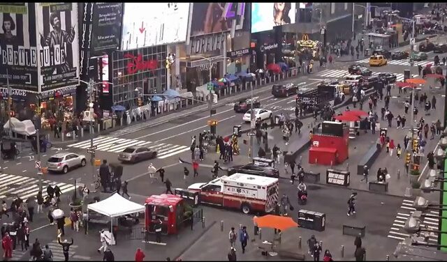 Νέα Υόρκη: Πυροβολισμοί με τραυματίες στην Times Square