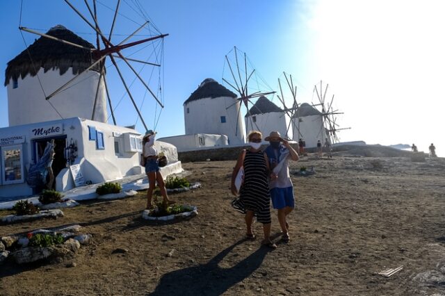 Σχέδιο για εμβολιασμό στα νησιά με πληθυσμό άνω των 10.000 κατοίκων μέχρι 25 Ιουνίου