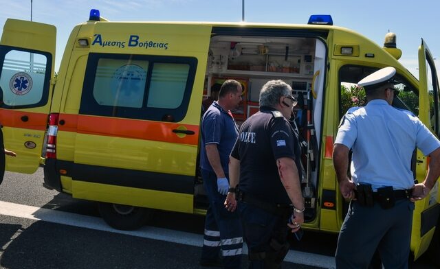 Τροχαίο δυστύχημα με μία νεκρή και δύο τραυματίες στη Λ. Αθηνών-Σουνίου