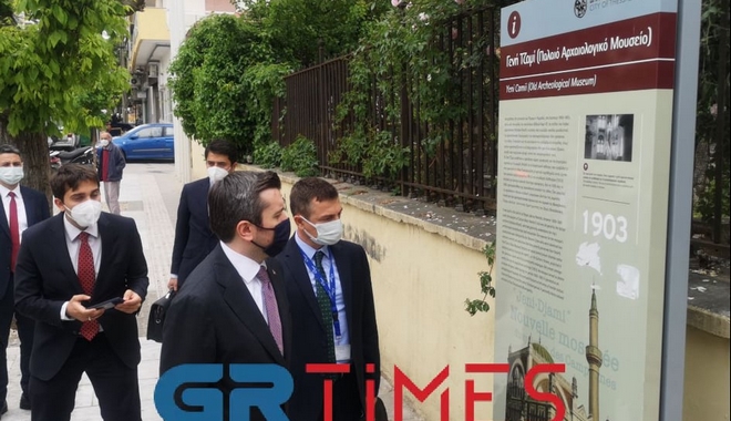 Προκλητική επίσκεψη: Βόλτα στη Θεσσαλονίκη από τον Τούρκο υφυπουργό Εξωτερικών