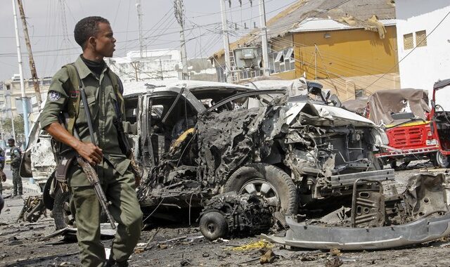 Σομαλία: Βομβιστική επίθεση σε αστυνομικό τμήμα – Τουλάχιστον 6 νεκροί